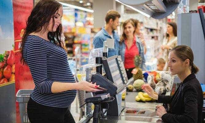 femeie însărcinata