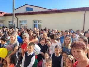 Bradu inceput scoala