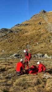 (Video) Intervenții Salvamont Argeș! Persoane extrase din Munții Făgăraș! 3 Salvamont Argeș