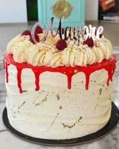 Astăzi ești invitat la petrecerea aniversară Mayore! Ne îndulcește zilele de 4 ani! 6 Mayore