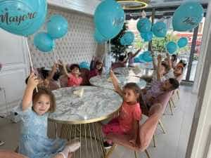 Astăzi ești invitat la petrecerea aniversară Mayore! Ne îndulcește zilele de 4 ani! 4 mayore2 - Astăzi ești invitat la petrecerea aniversară Mayore! Ne îndulcește zilele de 4 ani!