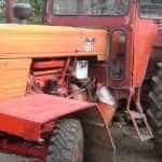 tractor 1 - Bârla: Tânăr fără permis prins în trafic la volanul unui tractor neînmatriculat