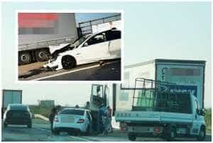 page - Impact violent între o mașină și un TIR pe Autostrada A1