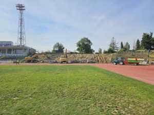 Se lucrează la demolarea Stadionului ”Nicolae Dobrin”! 23 Sursă foto: Facebook Cristian Gentea.