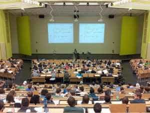 Cristian Gentea: ”Vă doresc ca acest an universitar să fie unul plin de succese, descoperiri și evoluție personală!” 1 Sursă foto: Facebook Cristian Gentea.
