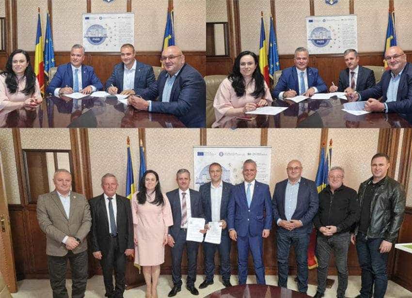 contracte semnate cu recea si harsesti Sursă foto: Facebook PSD Argeș.