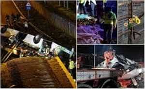 descarcare - Patru români au murit în tragedia din Italia. Un autobuz a căzut 15 metri în gol şi a luat foc