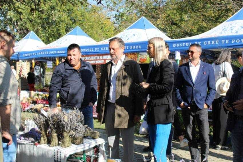 Sursă foto: Facebook PNL Argeș.