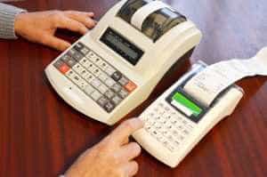 Razie în Pitești și Câmpulung! Agenți economici amendați pentru că nu foloseu casele de marcat 2 case de marcat11 - Razie în Pitești și Câmpulung! Agenți economici amendați pentru că nu foloseu casele de marcat