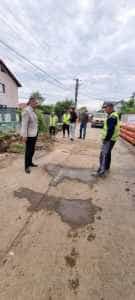 A început modernizarea străzii Valea Geamăna din Bradu 1 Bradu dan stroe teren