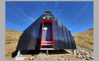 refugiu muntii Fagaras