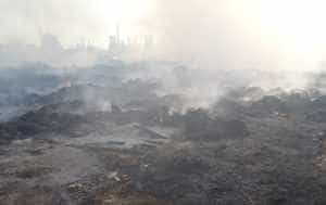 ACUM! Incendiu de vegetație uscată pe strada Rafinăriei 1 5f7ea6db 028e 4516 b98c ed36fc11b830 - ACUM! Incendiu de vegetație uscată pe strada Rafinăriei