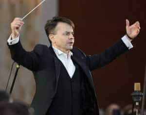 Violonistul Gabriel Croitoru și dirijorul Mihail Agafița revin la Filarmonica Pitești 1 Mihail Agafita - Violonistul Gabriel Croitoru și dirijorul Mihail Agafița revin la Filarmonica Pitești