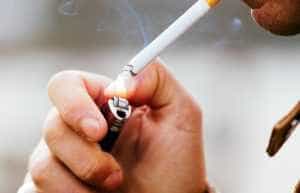 61723282 - Reguli noi pentru fumat. Va fi interzis în mai multe zone