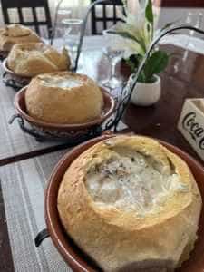 casa argeseana5 - Casa Argeșeană – bucate tradiționale bune de-ți lasă gura apă!