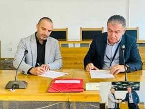 Cristian Gentea: ”Vom amaneja, în cartierele Găvana și Gârlei 29, platforme a câte 5 containere îngropate!” 6 Sursă foto: Facebook Primăria Municipiului Pitești.
