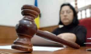 Magistrată de la Tribunalul Argeş - cercetată pentru 77 HOTĂRÂRI JUDECĂTOREŞTI COPY PASTE 1 judecatoare - Magistrată de la Tribunalul Argeş - cercetată pentru 77 HOTĂRÂRI JUDECĂTOREŞTI COPY PASTE