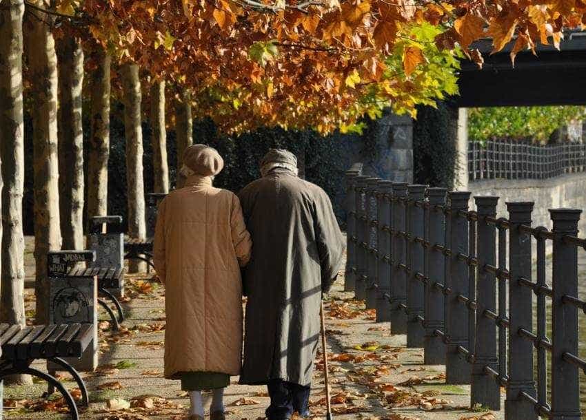 pensionari varstnici