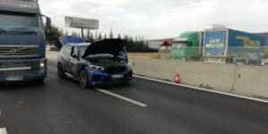 Accident între un autoturism și o basculantă la Argeșelu 1 8c070a99 b890 41bd b409 f4cb3b203366 - Accident între un autoturism și o basculantă la Argeșelu
