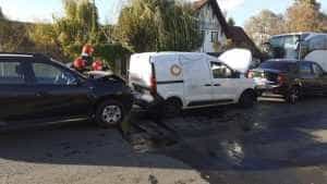 8e2d5225 c6eb 4471 8c5d 69d10b21460a - Accident cu victimă în Câmpulung! Trei mașini implicate