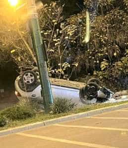 Maşina Poliţiei, implicată într-un accident cu victimă! Urmărea un șofer vitezoman 1 accident mamaia masina politie urmarire sofer viteza uriasa 866265 - Maşina Poliţiei, implicată într-un accident cu victimă! Urmărea un șofer vitezoman