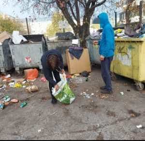 Piteșteni amendați pentru aruncarea gunoiului în locuri nepermise 1 amenzi aruncat gunoi