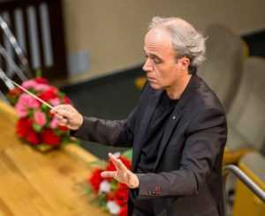 Joi, 9 noiembrie la Filarmonica Pitești - Program integral Beethoven 1 Juan Jose Navarro - Joi, 9 noiembrie la Filarmonica Pitești - Program integral Beethoven