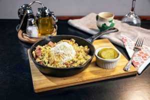 Redescoperă bucuria de a mânca în oraș. La Casa Argeșeană ai parte de un adevărat ospăț! 3 Casa Argeșeană