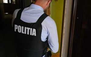percheziții