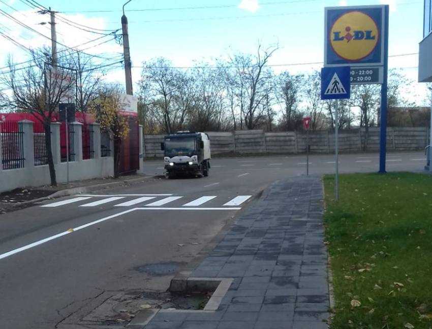 trecere de pietoni intersecție Calea Dragasani cu aleea Virgil Tempeanu Sursă foto: Facebook Primăria Municipiului Pitești.