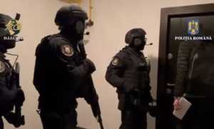 Un român care plănuia un atac terorist a fost arestat 6 IMG 3954 - Un român care plănuia un atac terorist a fost arestat