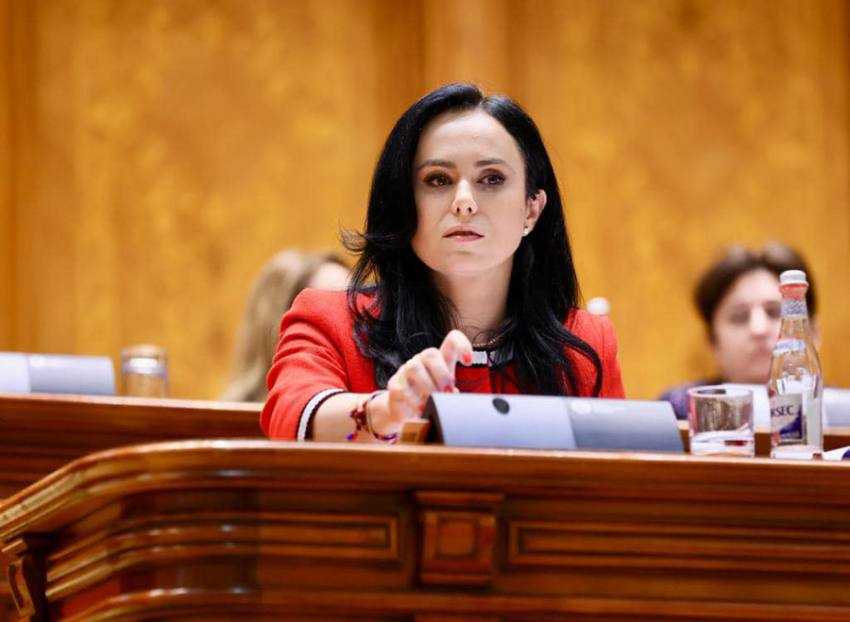 Sursă foto: Facebook Simona Bucura Oprescu.