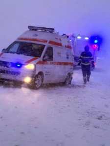 Un autocar cu 40 de pasageri s-a răsturnat! A fost activat Planul Roșu 4 accident autocar iazu 13 - Un autocar cu 40 de pasageri s-a răsturnat! A fost activat Planul Roșu