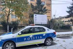 10710774006792633635529461907398799889292147806169n - Profesor înjunghiat de o elevă de 16 ani