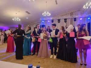 WhatsApp Image 2023 11 30 at 12.41.56 - Super Balul Bobocilor 2023 de la Colegiului Economic” Maria Teiuleanu” Pitești