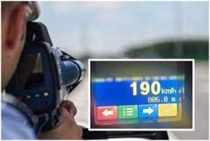 page 1 - Tânăr de 19 ani, prins gonind cu 190 km/oră pe Autostrada A0