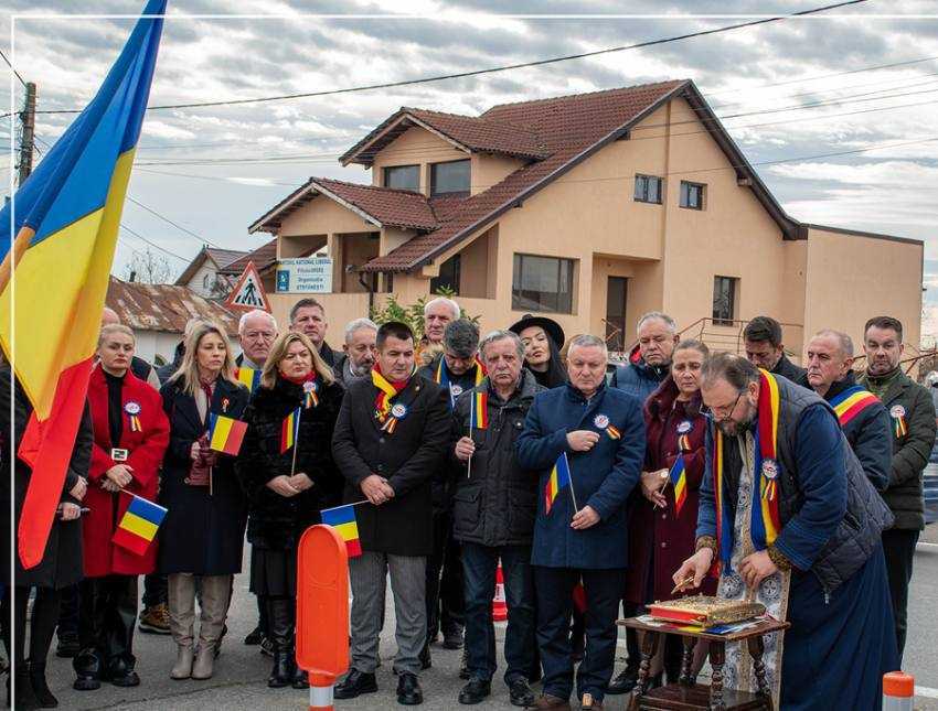 Sursă foto: Facebook CJ Argeș, Facebook Primăria Orașului Mioveni