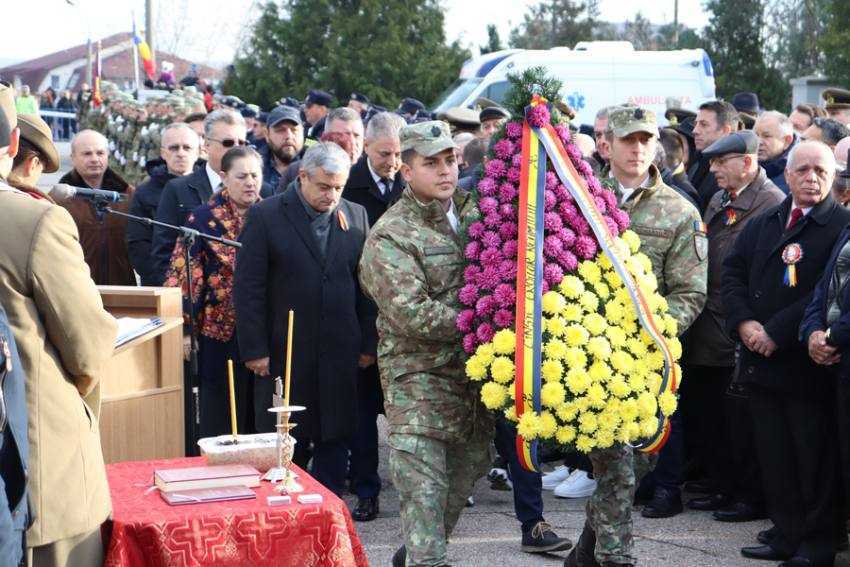 Adrian Miuțescu: ”Suntem obligați, de faptele de glorie ale înaintașilor noștri, să luptăm pentru un viitor mai bun” 1 Sursă foto: Facebook Adrian Miuțescu.