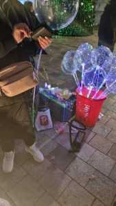 Zece tineri care aruncau petarde în zona centrală a Piteștiului, amendați de polițiștii locali 2 5acca02a 1dfe 4b0b a9f8 ee838a7a8704 - Zece tineri care aruncau petarde în zona centrală a Piteștiului, amendați de polițiștii locali