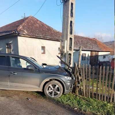 Mircea Bravo, implicat într-un accident. A intrat cu mașina într-un stâlp 1 bravo accident - Mircea Bravo, implicat într-un accident. A intrat cu mașina într-un stâlp