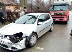 f42581cd 25d1 4a63 8d6b e3b15482702c - ACUM! Camion implicat într-un accident la Cetățeni!