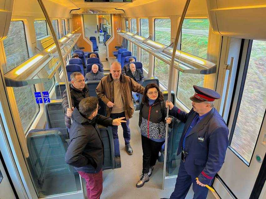 Sursă foto: Facebook Alina Gorghiu.