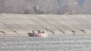 58a438b1 1cd5 40f9 b57d f30f8c8c6beb - Trupul criminalului din București, căutat și în barajul Dragoslavele