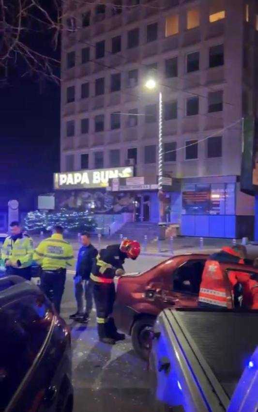 94b551da 4459 4f9b b447 1c7dfe6849dc - Pitești: Accident grav pe I.C. Brătianu! Femeie dusă de urgență la spital