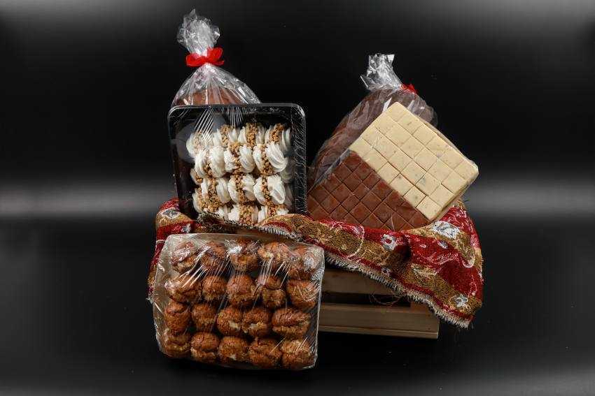 Un băiat și o fată