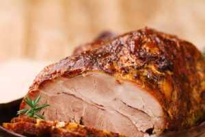 Cum savurăm bunătățile de pe masa de sărbători fără a ne strica buna dispoziție! 2 friptura-de-porc