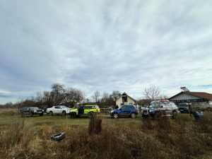 (Video) Caravana umanitară Off-Road! Cadouri pentru sute de argeșeni! 3 WhatsApp Image 2023 12 18 at 04.08.48 - (Video) Caravana umanitară Off-Road! Cadouri pentru sute de argeșeni!