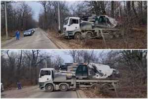 page 1 - (VIDEO) Argeș: Mașină de mare tonaj, rămasă împotmolită