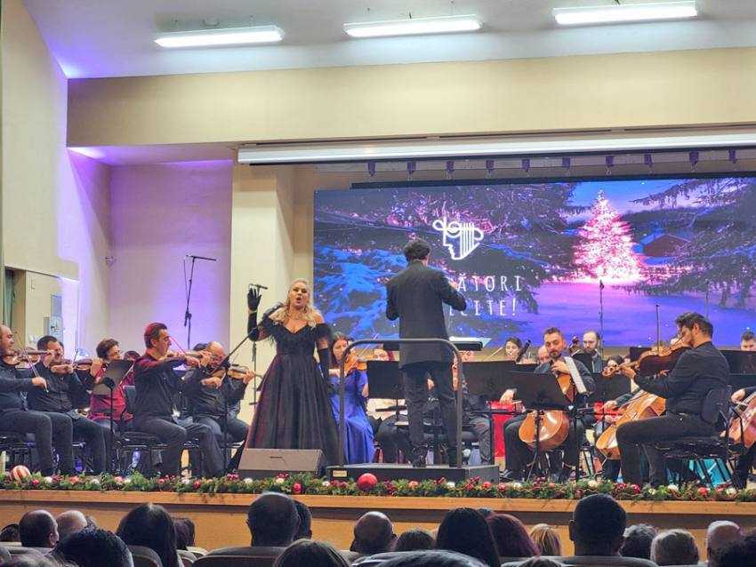 filarmonica concert caritabil - Concert extraordinar al Filarmonicii Pitești.”Bucuria Crăciunului Acasă” în dar pentru copiii și adulții cu autism