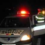 masina politie - Doi tineri din Bulgaria au agresat un bărbat într-o benzinărie din Călimăneşti!